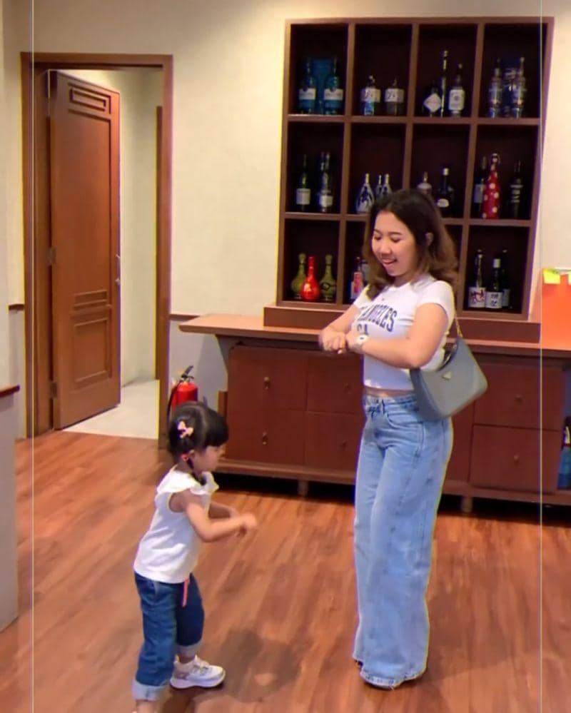 Instagram.com/kikysaputrii